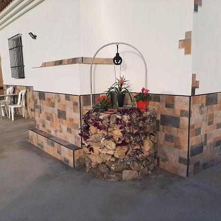 Vivienda Rural Villa Madrid Alcazar El Gastor Exterior foto